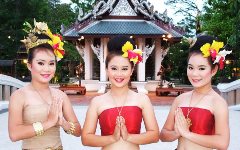Khum Kantoke
